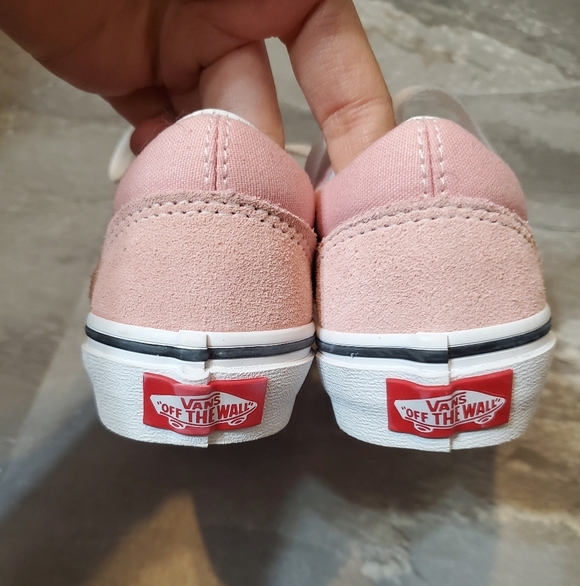 NWOT Sneakers. White & light pink. White laces. Kid size 12 US. - Picture 3 of 8